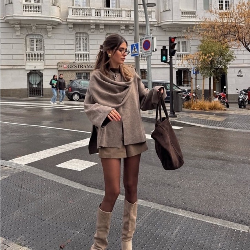 ZARA WOMAN SS25 SHORT KNIT SCARF COAT BROWN / TAUPE